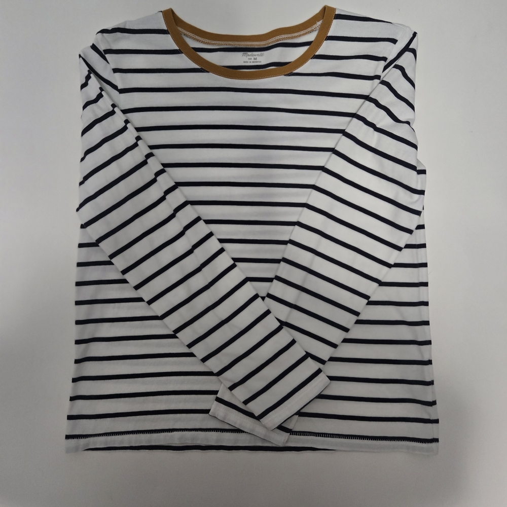 Striped Long Sleeve Shirt with Contrast Collar